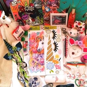 COPY - UNICORNS GALORE